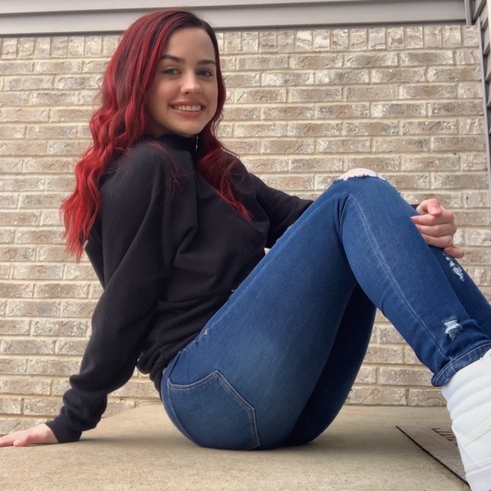 Meet your Posher, Kylee